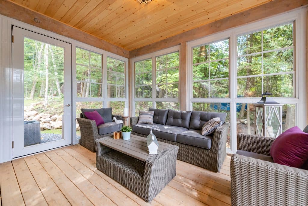 weathermaster-windows-2-4-track-sunspace-central-ohio